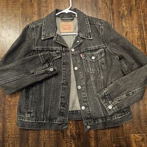 Women's faded black jean jacket